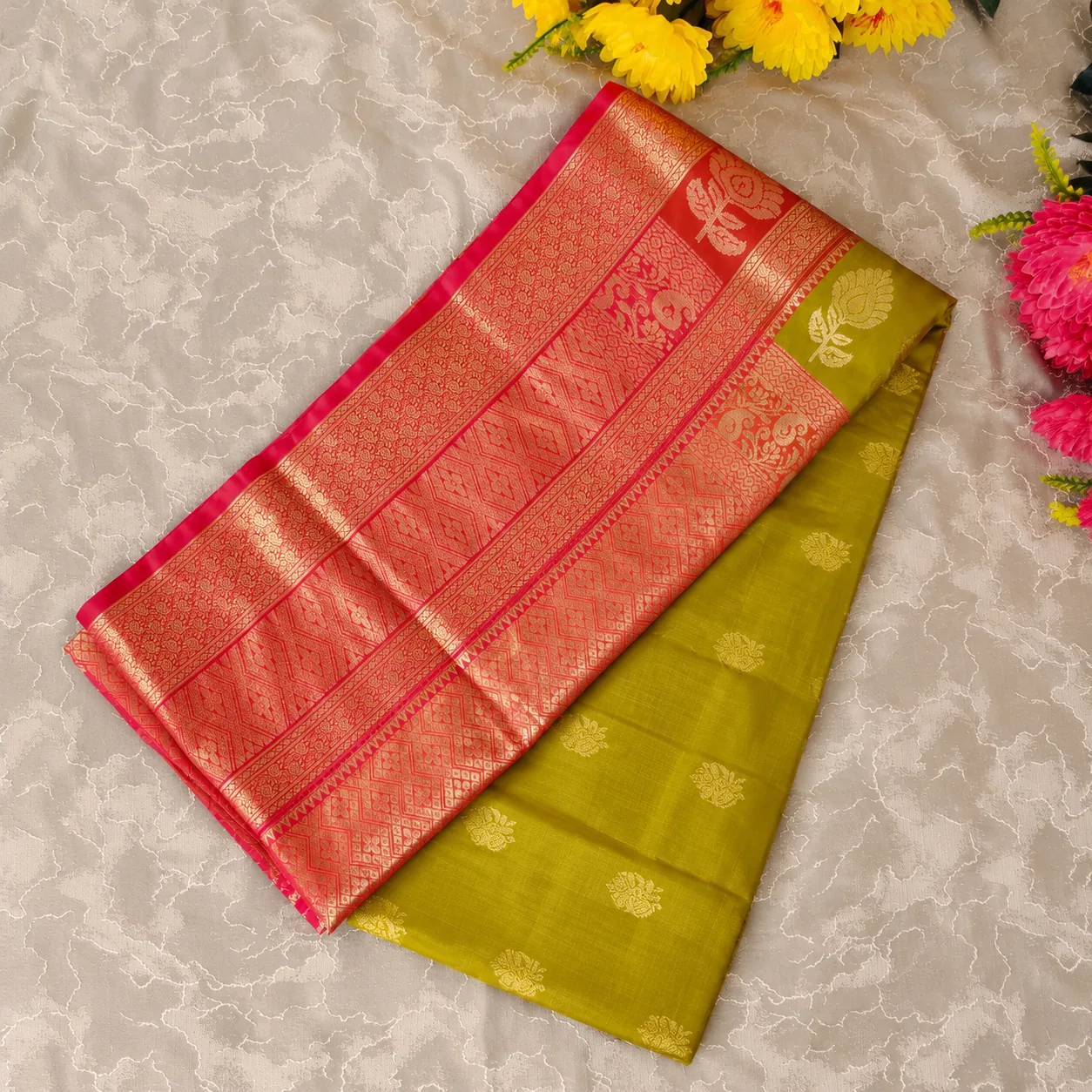 Rajsi Elegance Lime Green