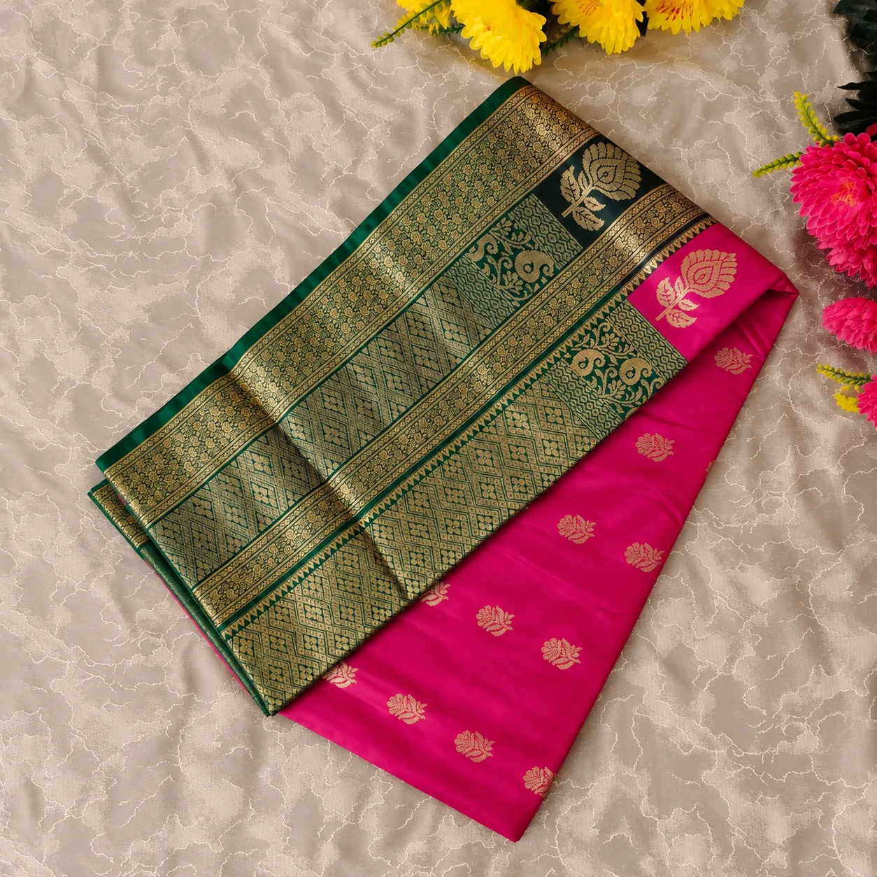 Rajsi Elegance Rani pink
