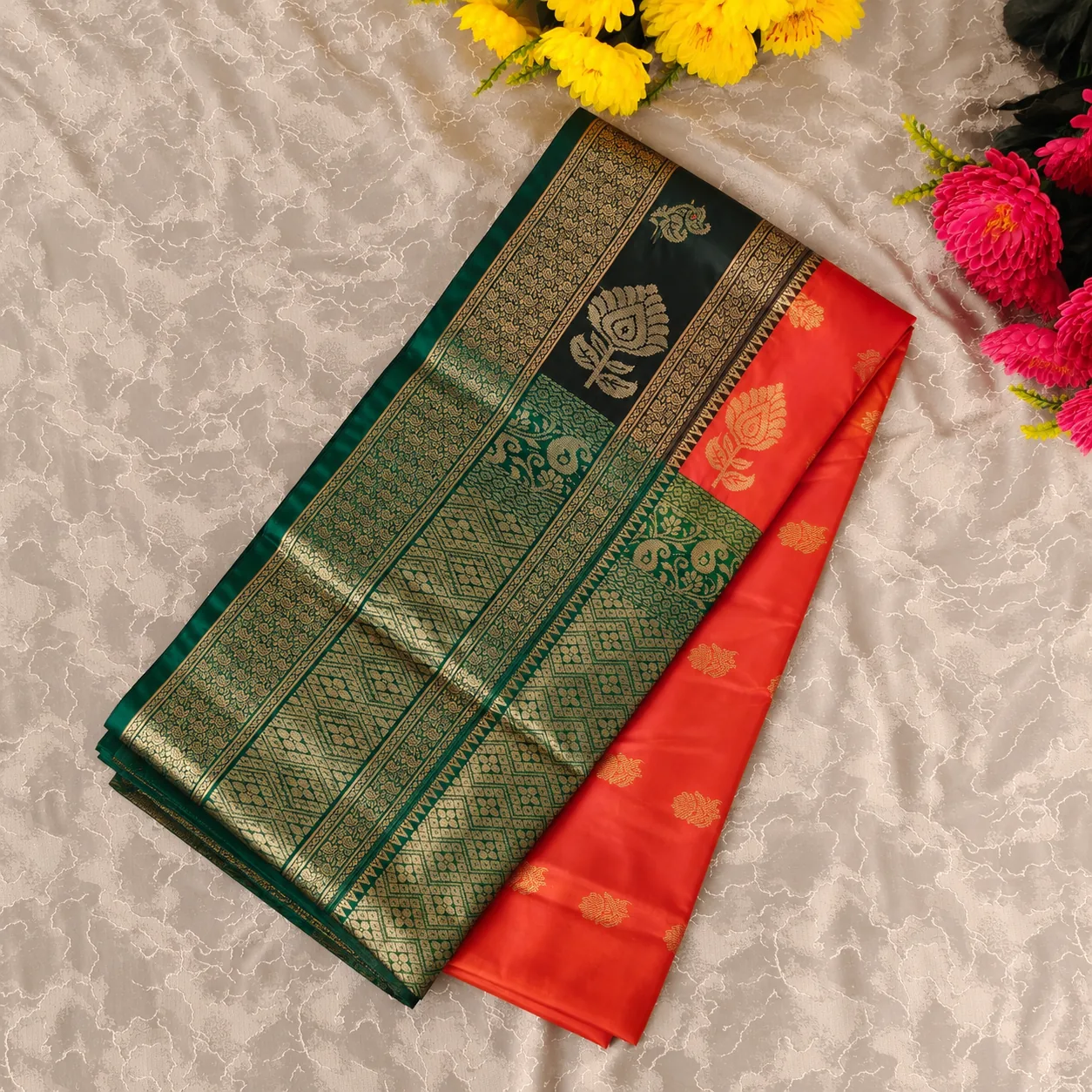 Rajsi Elegance Orange